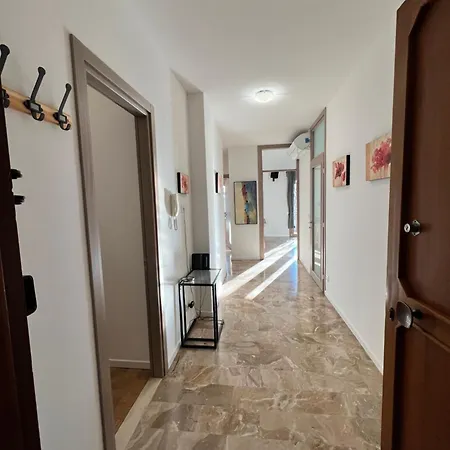 Centro Eleganza E Comfort