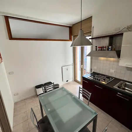 Centro Eleganza E Comfort Apartment *